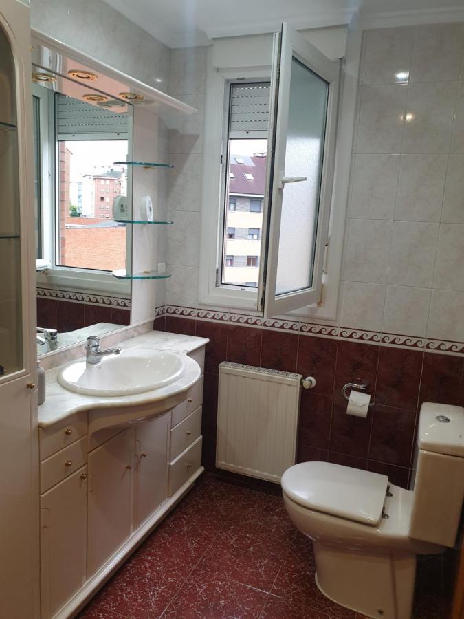 Alberto Astur Habitaciones Privadas Mas Cocina Compartida Oviedo Dış mekan fotoğraf